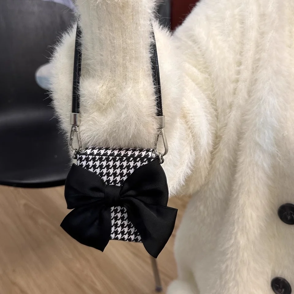 

Korean Silk Bow Protable Hand Strap Rope Houndstooth Leather Phone Case Cover For Samsung Galaxy Z Flip 7 FE 6 5 4 3 ZFLIP7 5G