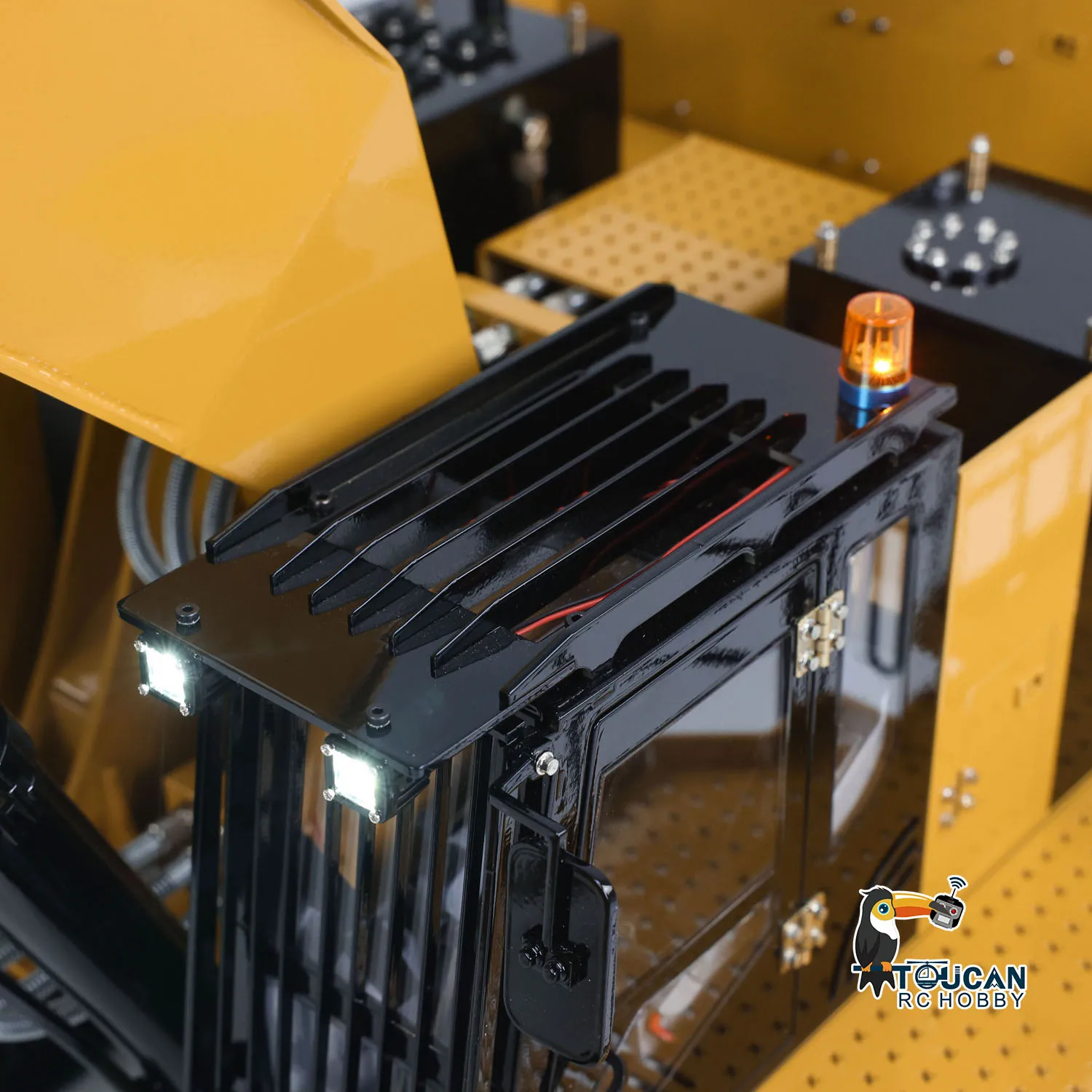 6015B 1/14 RC Hydraulic Excavator Heavy Duty Machine Remote Control Metal Digger Model Lights Liquid Crystal Display Trucks Toy