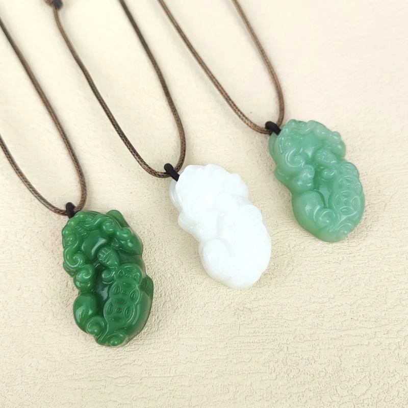 Fashion Healing Crystal Hand Carved Pixiu Pendant Necklace for Women Men Lucky Amulet Fine Jewelry Gift