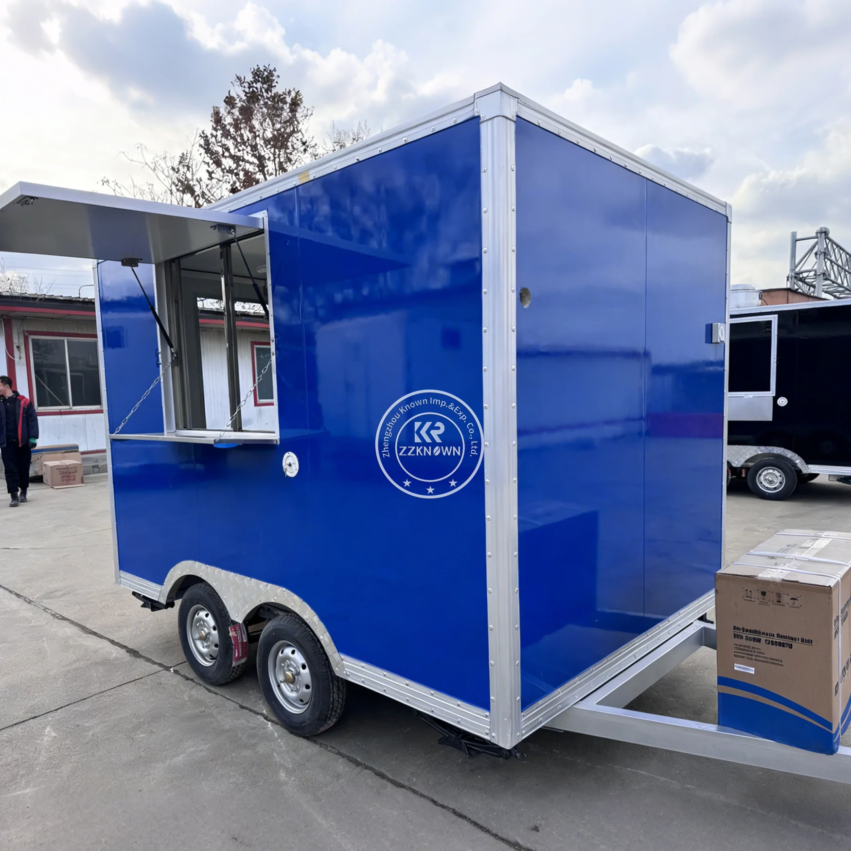 

Самый продаваемый мобильный кухонный фургон для уличной торговли: пицца, барбекю, бургеры, тако. Полностью оборудованный коммерческий фудтрак.