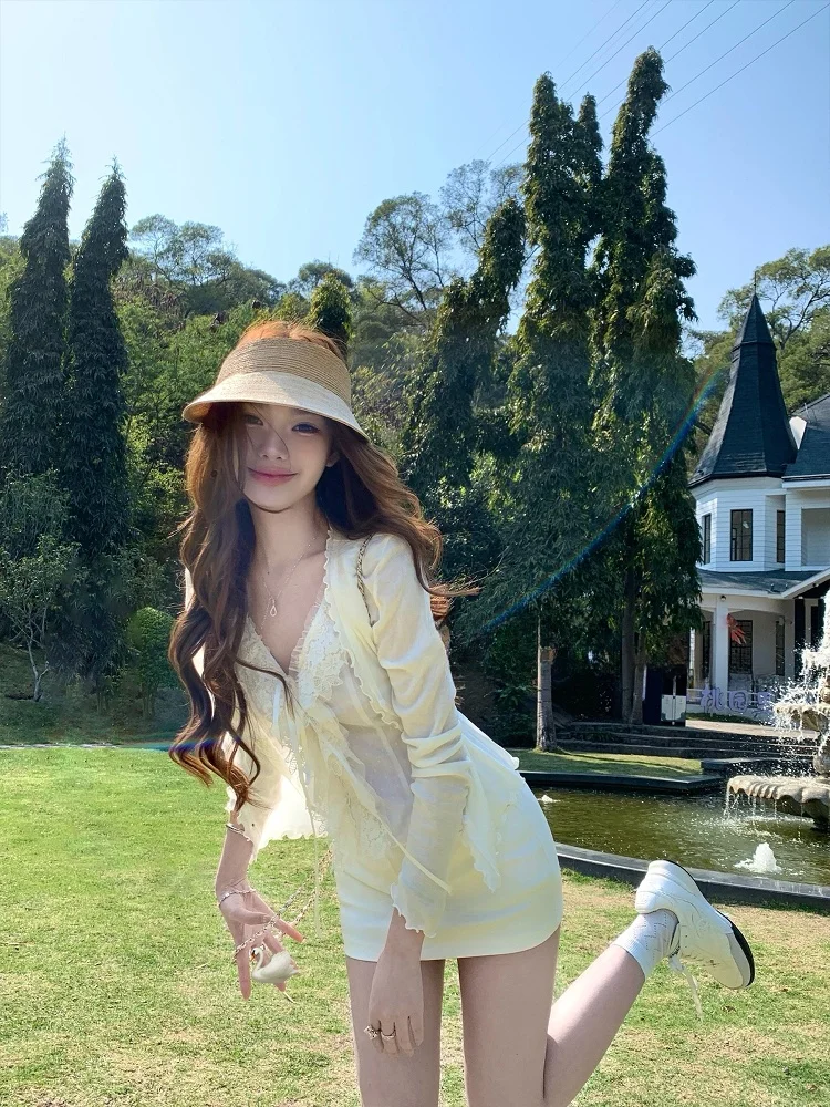 

Chien Monet Garden Silk Knitted Cardigan Women's Lightweight Summer Top with Wood ain V-Ne Long Sve Casual irt