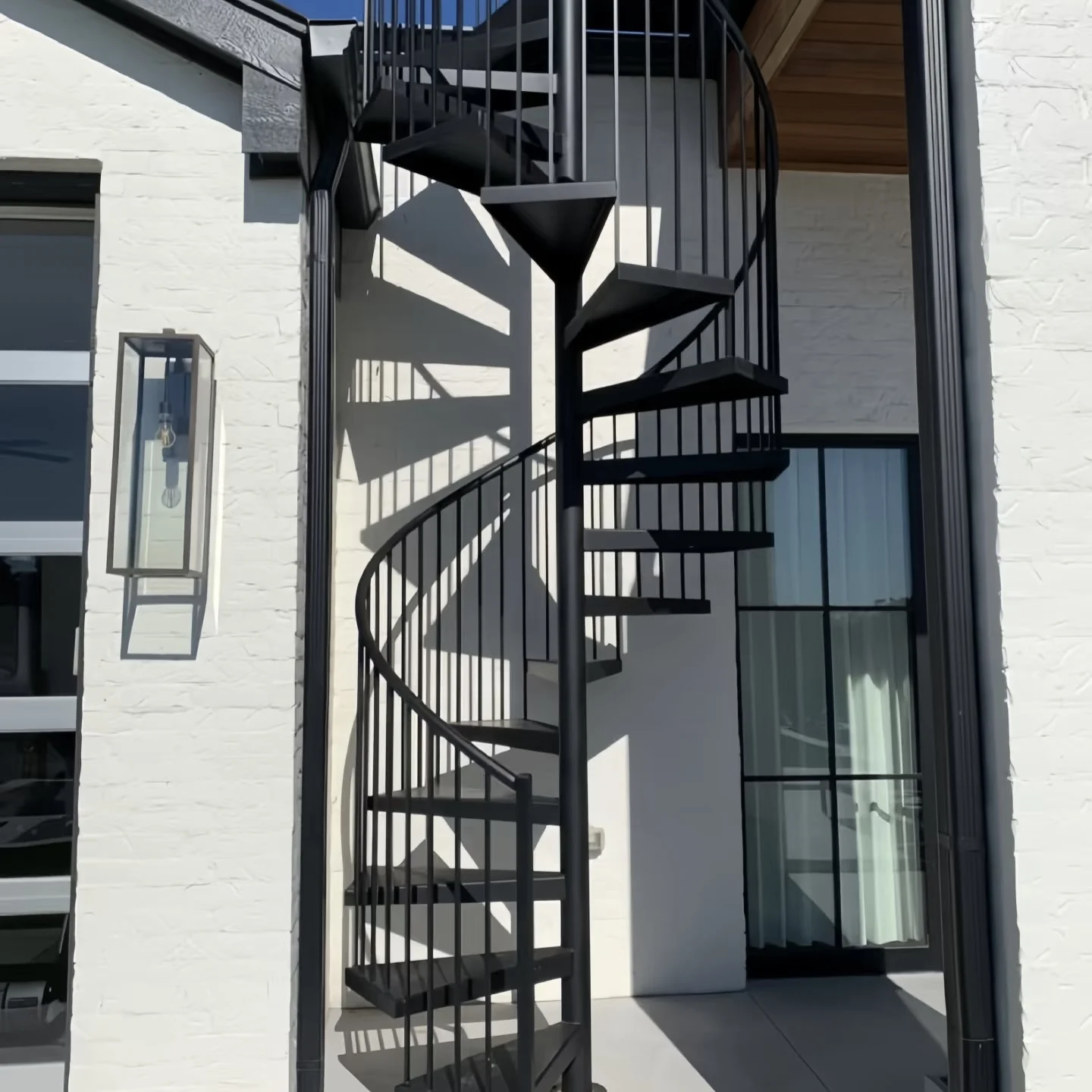 カスタマイズ可能なモダンで美しい螺旋階段、推奨される組み立て式金属製螺旋階段。