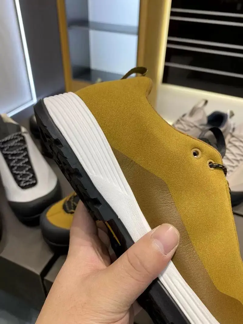 Hiking Outdoor Shoes Comfortable Non-slip Fishing Shoes Designer Sneakers Mens Climbing Shoes Top Quality