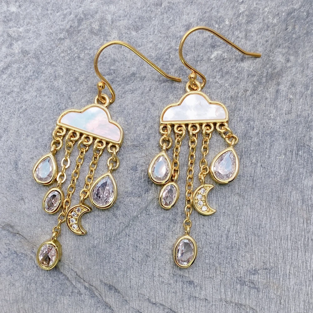 Gold Plated Mother of Pearl Cloud Dangle Earrings Natural White Shell Raindrop Crystal Tassel Women Fashion Fringe Jewelry