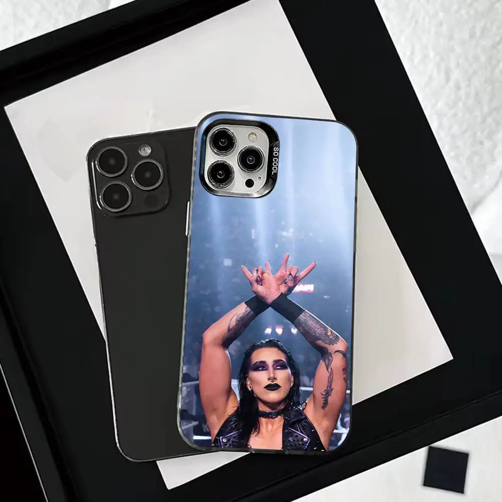 حافظة هاتف RheaS R-Ripley WWE لهاتف iPhone 16,15,14,13,12,11,Mini,Pro,SE,MAX غطاء أبيض غير لامع مقاوم للصدمات