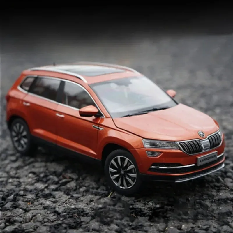 Skoda Karoq 합금 자동차 모델, 다이캐스트 금속 차량 장난감 컬렉션, 소장용, 28cm, 1:18 체중계