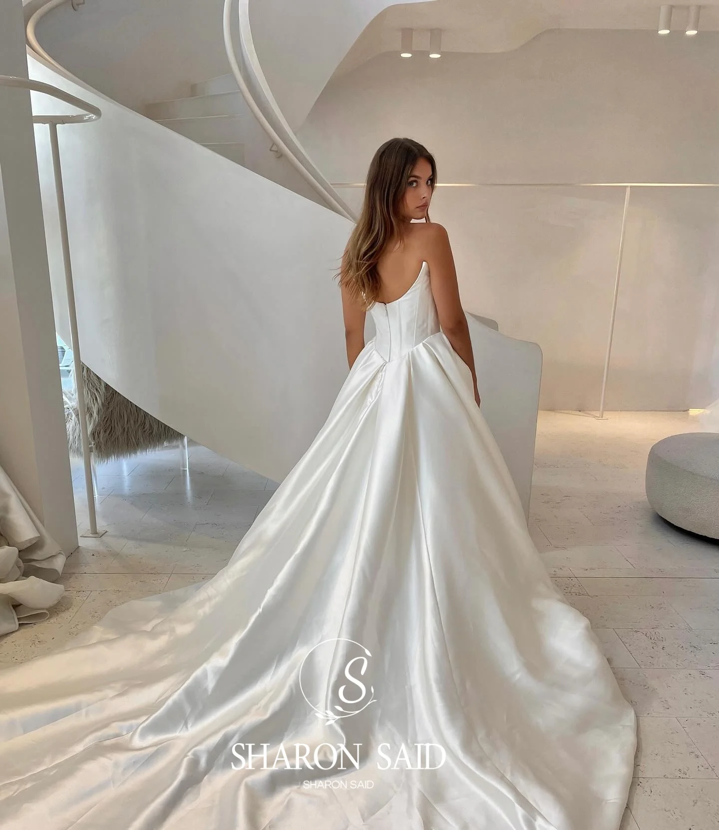 Sharon Said 2025 Simple Sweetheart A-Line Off White Wedding Dresses High Split sleeveless Satin Bridal Gowns SW070 Customized