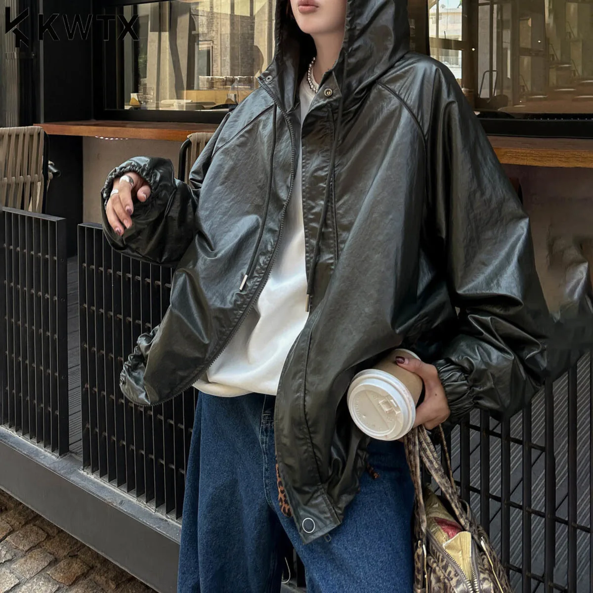 

KWTX 2025 женская куртка из искусственной кожи с капюшоном, винтажная контрастная цветная одежда, уютное осенне-зимнее пальто, элегантная повседневная верхняя одежда на молнии