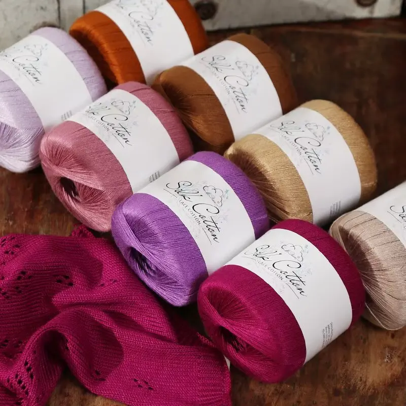 Feines Häkelgarn aus einer Mischung aus Seide und Baumwolle, Häkelspitzengarn, geeignet zum Häkeln und Stricken, Garnknäuel für handgefertigte, durchbrochene Pullover, Schals, Mützen, Tücher und