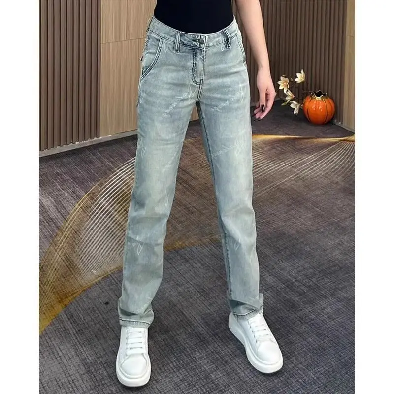 Originele herfstkleding jeans heren 2025, merk met lettergedrukte casual broek, merk lichte luxe elastische slanke rechte broek