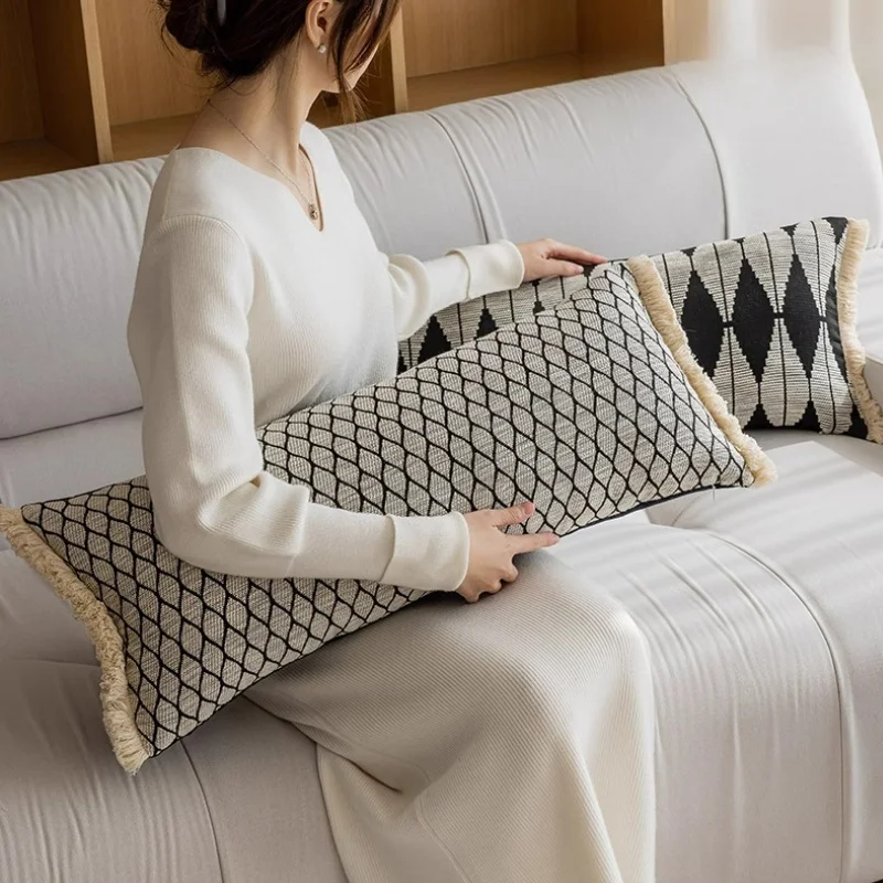 Long Pillows Black Geometric Jacquard Cushion Case Modern Fashion Decorative Pillow Cover For Sofa Chair Home Decorations
