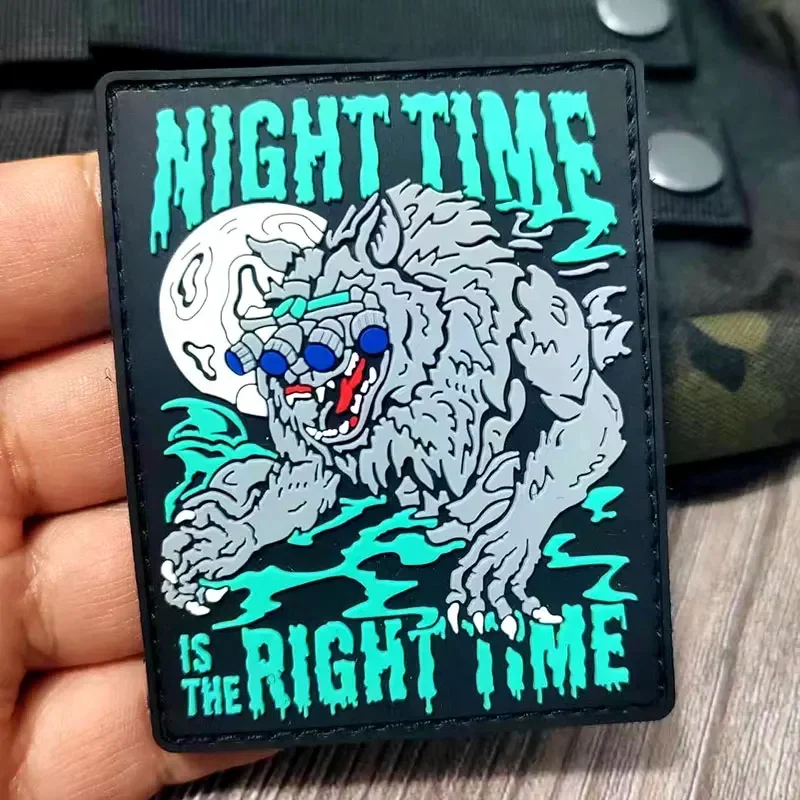 خوذة الجمجمة الجندي هوك وحلقة التصحيح البلاستيكية للرؤية الليلية على ظهره شعارات التصحيح الطلقات العسكرية اطلاق النار شارة الأخلاق التكتيكية #4