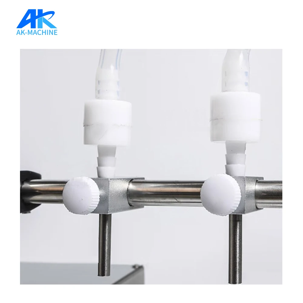 آلة تعبئة السوائل الرقمية شبه الأوتوماتيكية من النوع البسيط الاقتصادي / آلة تعبئة زيت السمك