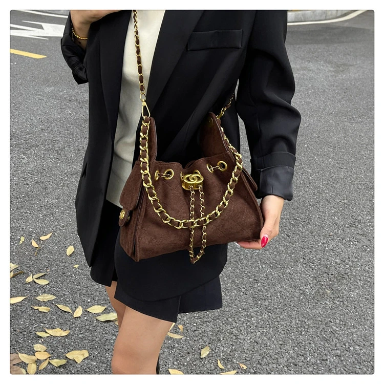 

2025 New High-end Ladies Leather Crossbody Bag Luxury Brand Famous Designer Vintage Elegant Paris