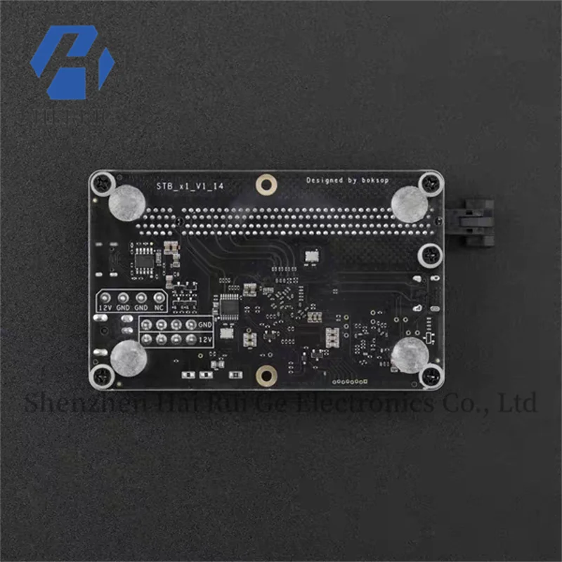 محطة إرساء Thunderbolt PCIe x16 مريحة