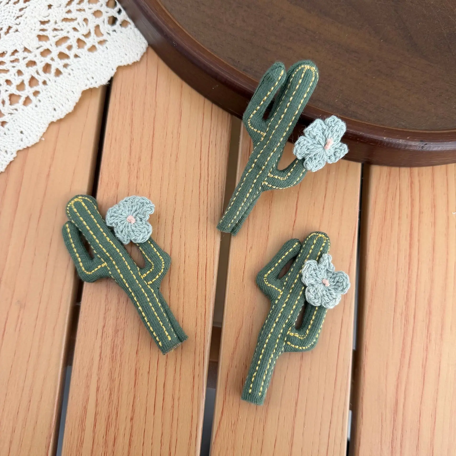 

Forest Mushroom Cactus Accessory Clothing Embellishment Little Fresh Mushroom Brooch Pin Hair Clip Decoration Premium Quality