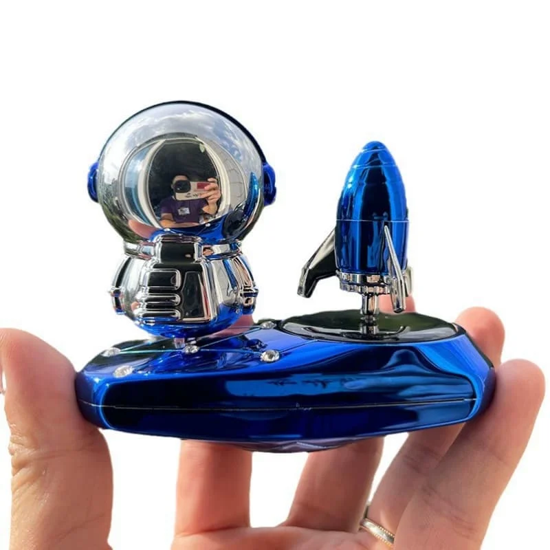 Solar Rotating Rocket Car Air Freshener Diffuser Astronaut Dashboard Decoration Car Interior Accessories Office Ornament Gift