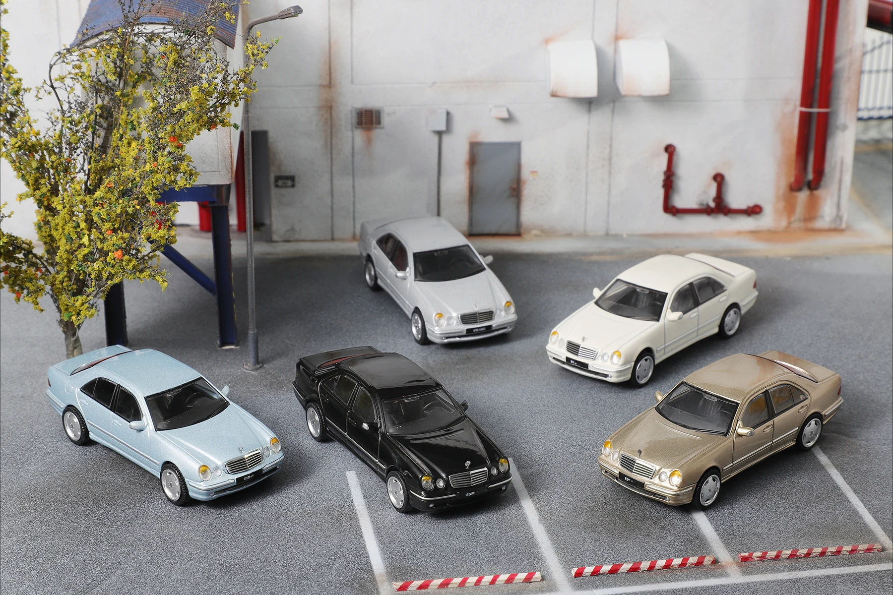 섀도우 1:64 E55 화이트 실버 블루 블랙 다이캐스트 모델 자동차