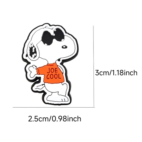 Imagen 2 del producto Mezclado al azar, 10-100 Uds., accesorios para zapatos de PVC de dibujos animados de Snoopy, aptos para pulseras con agujeros, decoraciones para zapatos DIY, hebilla, regalos para niños