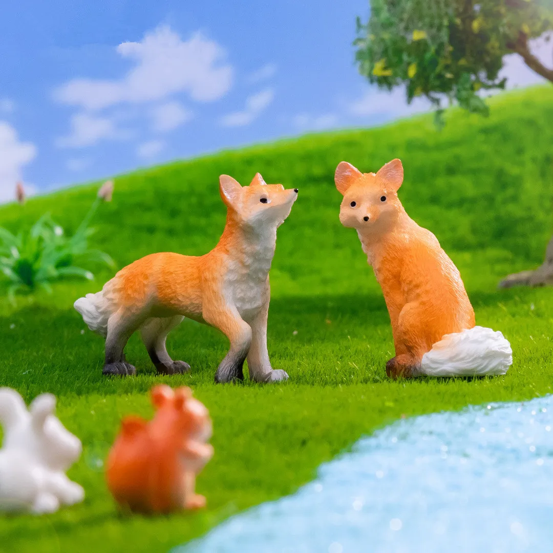 Figurines Miniatures Simulated Fox Animal Micro Landscape Ornaments For Home Decorations Room Decor Kawaii Desk Accessories