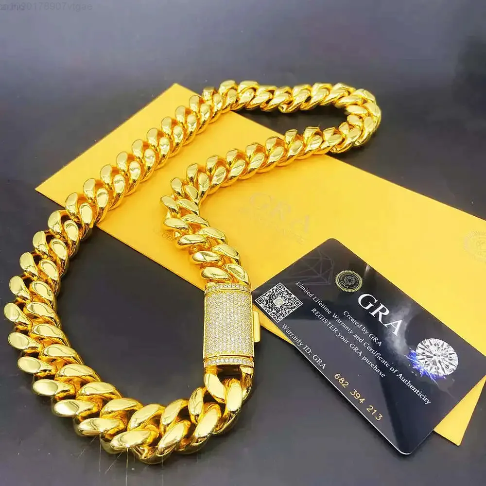 

8mm 10mm 12mm 14mm Iced Out Diamond Moissanite Clasp Miami Cuban Necklace 18k Gold Stainless Steel Gold Cuban Chain Necklace