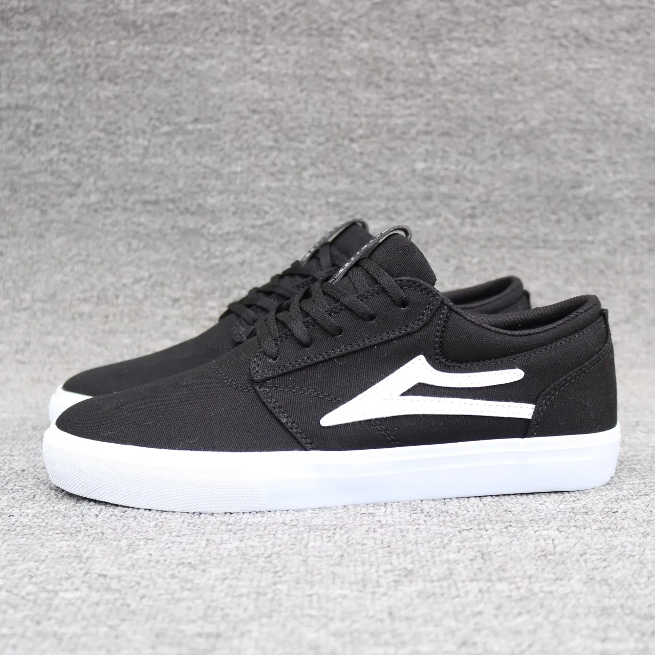 Zapatos de Skate de Lona Lakai ex de Caña Baja Antideslizantes Resistentes al Desgaste Zapatos Deportivos de Equilibrio p...