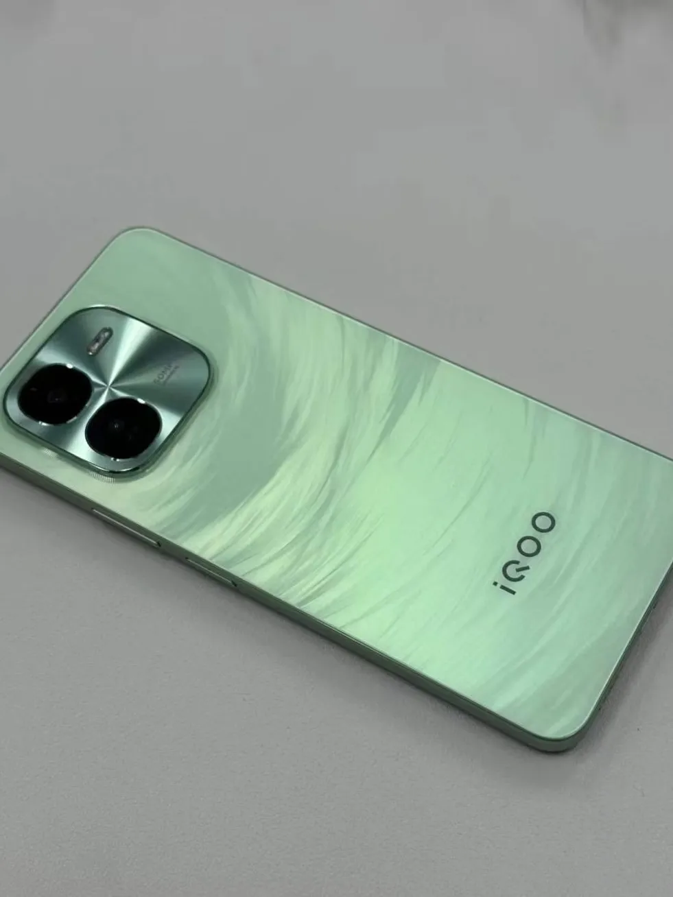 iQOO z9x 5g SmartPhone 50MP Camera 6000mAh Original Android CPU Snapdragon 6 Gen1 Used Phone