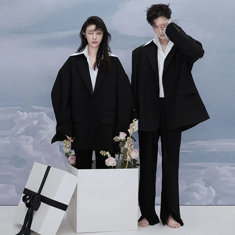 

Fashionable Wide-Style Couple's Suit Set for Photo Shoots And Portraits Black Suit Trendy Artistic Photography Outfit