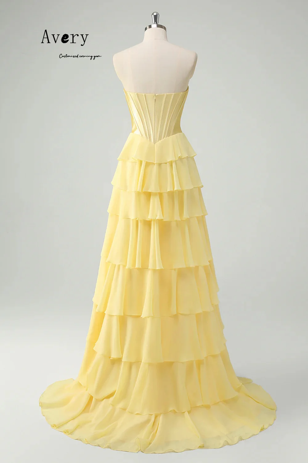 فساتين سهرة نسائية فاخرة بدون أكمام بفتحات جانبية صفراء مخصصة من Avery 2025 فستان حفلات نسائي أنيق فاخر