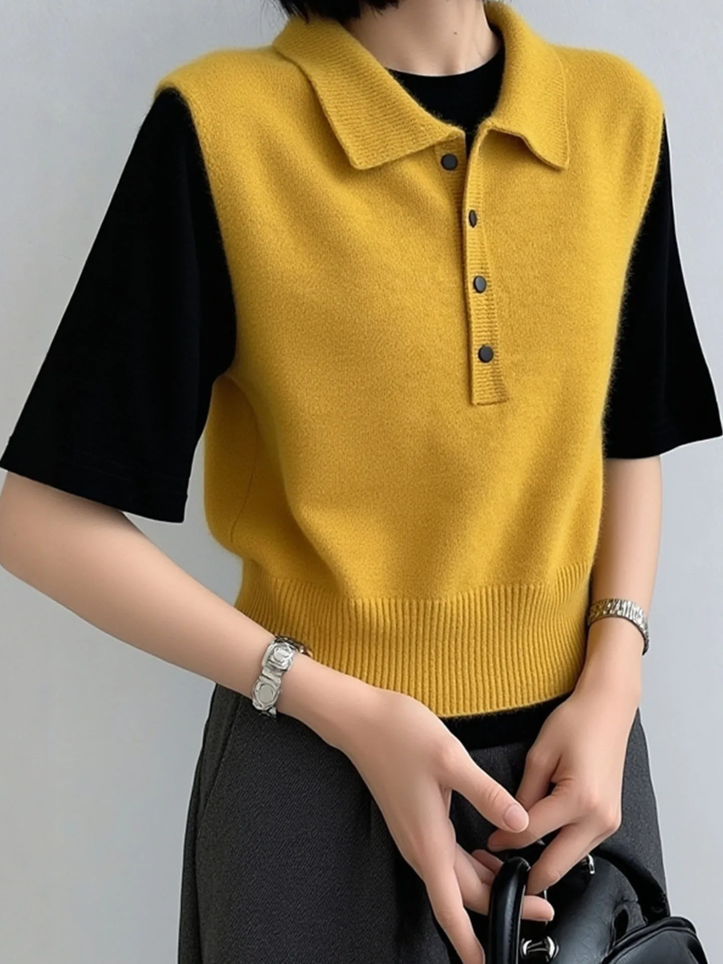 

Осень-зима 2022, новый дизайн, чувственный коврик, чистый цвет, женский вязаный жилет, многослойный модный модный коврик для поездок на работу