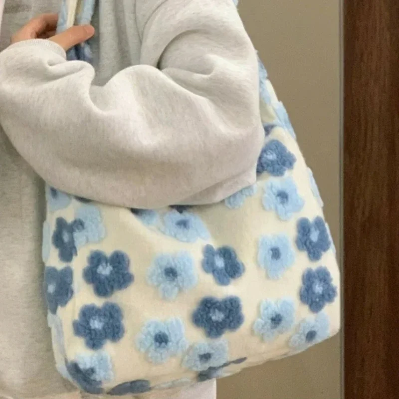 Xiuya Kawaii Large Capacity Plush Crossbody Bag Blue Flowers Soft Fashion Shoulder Bag Casual Youthful Cute Fall Winter Handbag