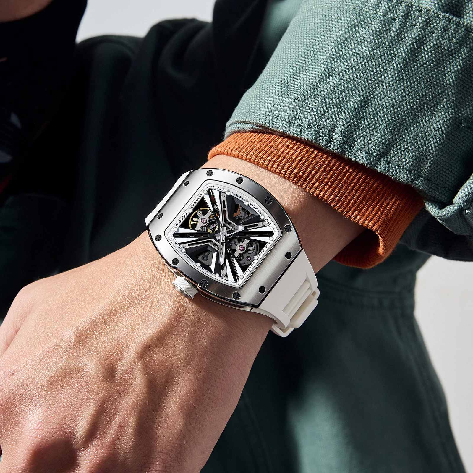 Sports Outdoor Automatic Watch for Men Luminous Hands White Skeleton Mechanical Watches Luxury Brand Rubber Strap Clock