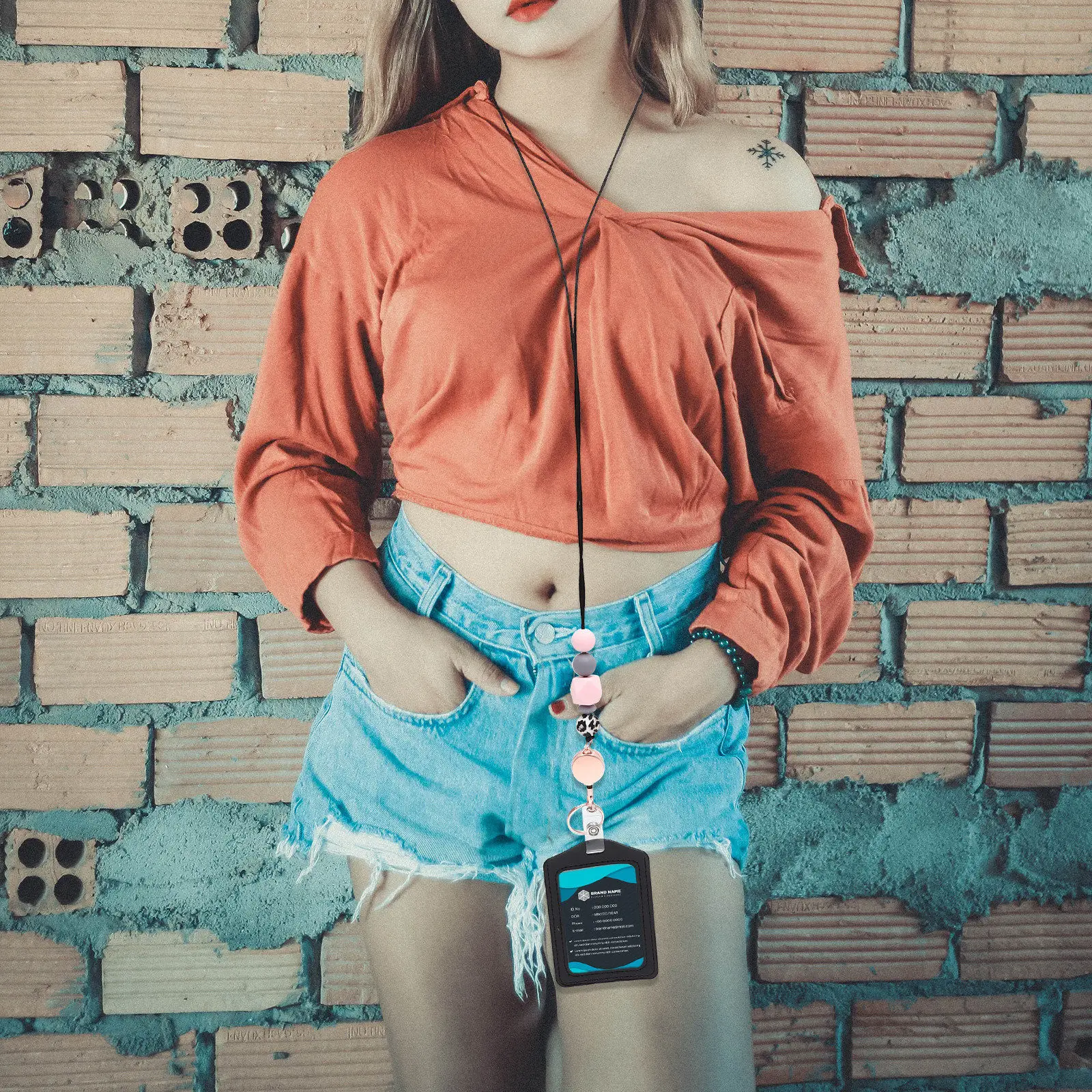 

1 комплект силиконовых бейджей-держателей на шнурке для удостоверений личности, именных бирок, рабочих и студенческих карт, портативный легкий чехол для карт