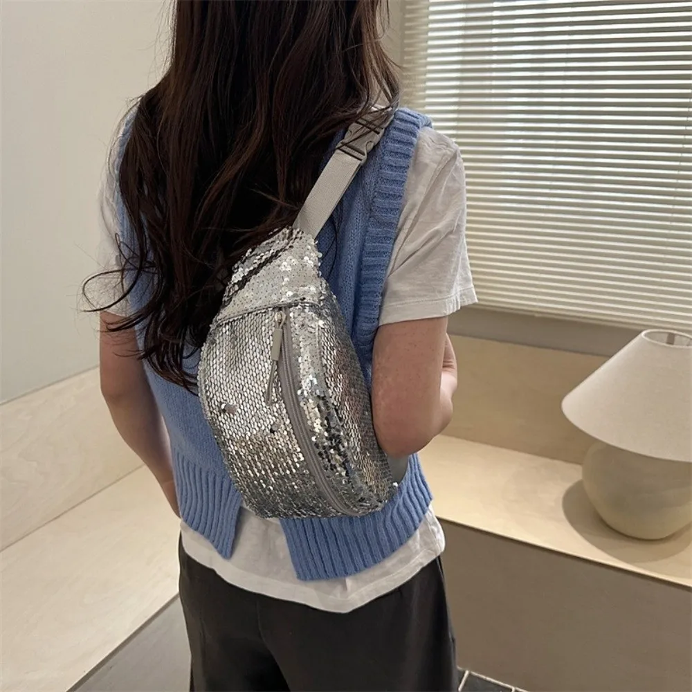 

Casual Glitter Sequin Waist Packs Lightweight Wide Shoulder Strap Chest Bag Messenger Bag Korean Style Shiny Fanny Pack Outdoor