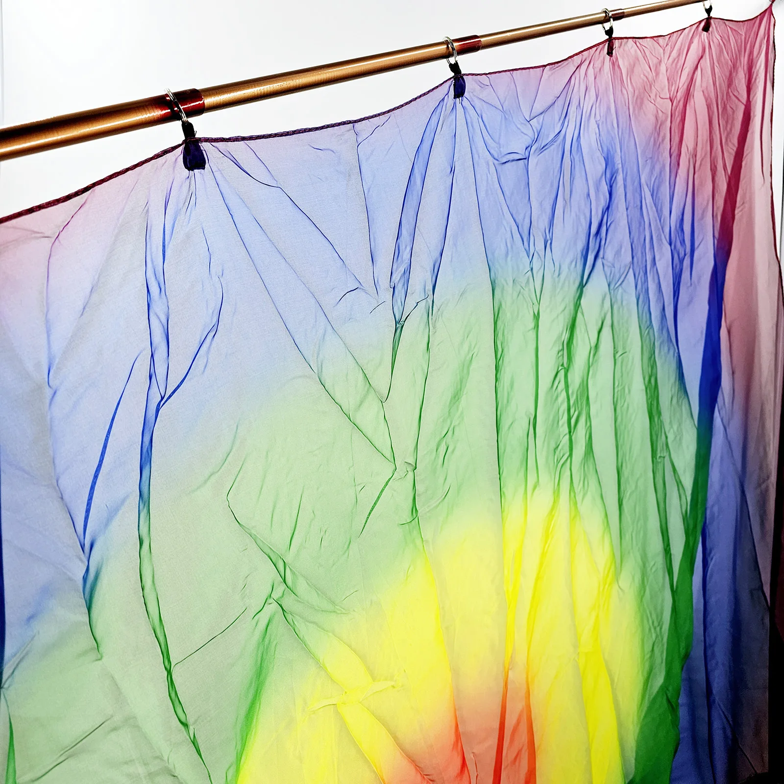 どこからともなく現れたマジックフラッグ ステージマジックショー ステージマジックコメディオープニング プロマジシャンのためのマジックショー