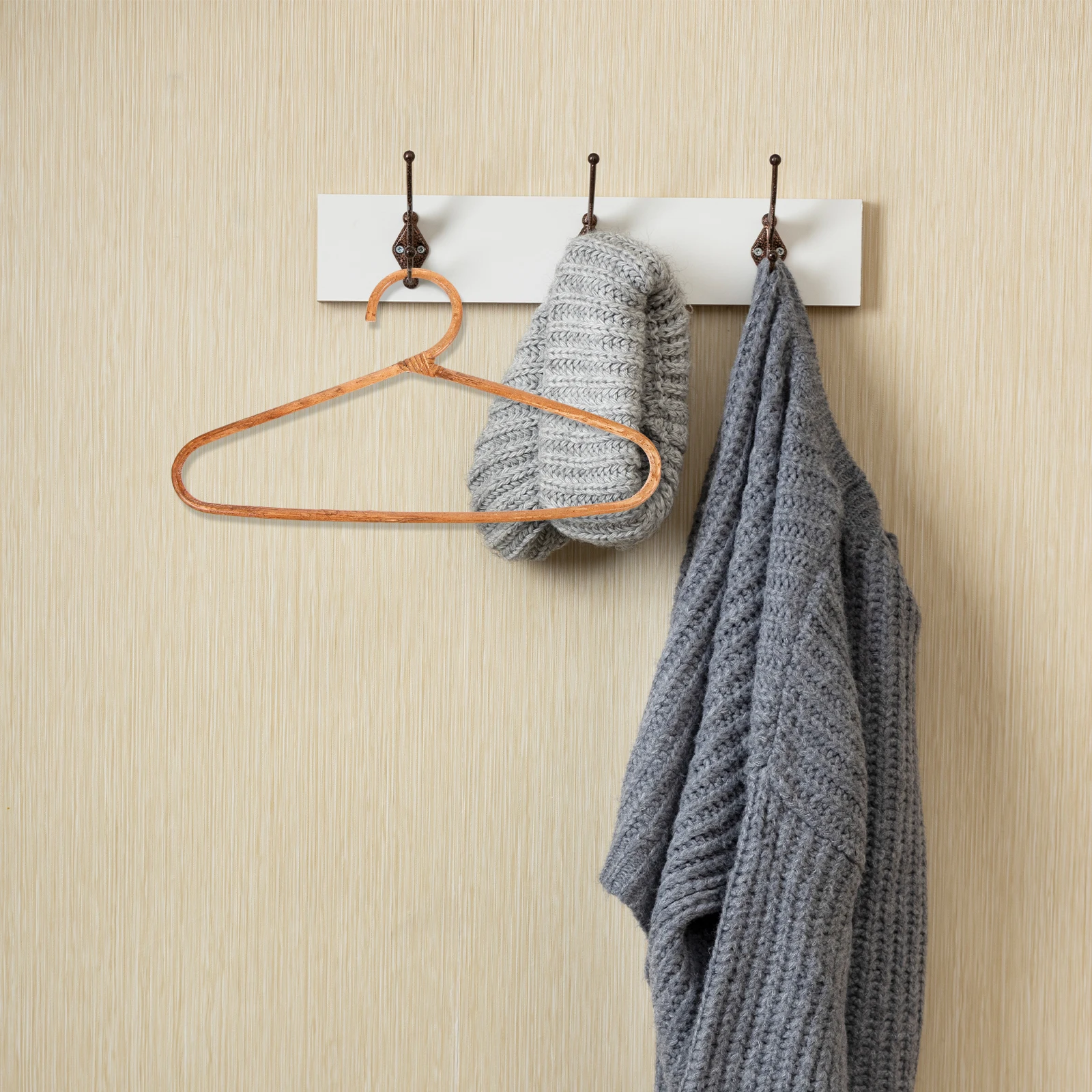 

Rattan Clothes Hanger Natural Wood Handmade Single Hook Wardrobe Closet Storage Swimsuit Bridesmaid Coat Hanger Durability