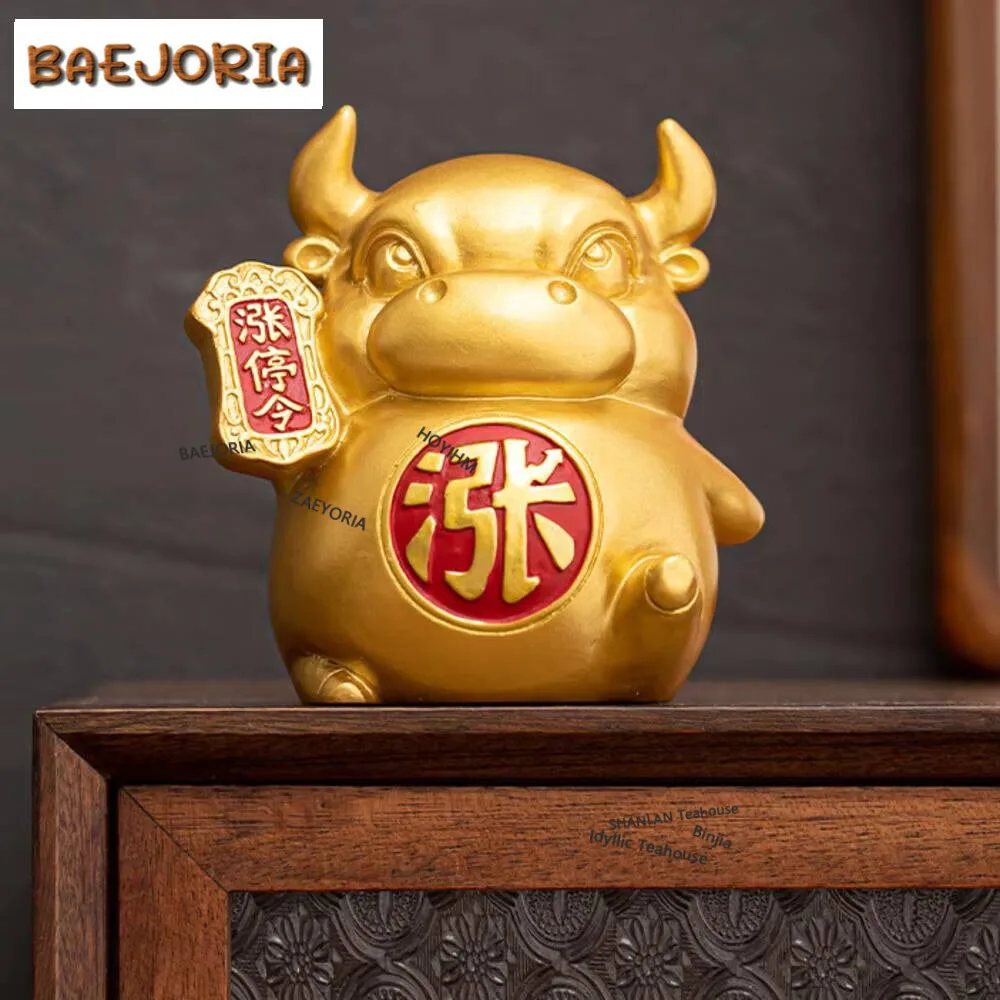 

Creative Zodiac Fun Beast Ceramic Teapet Stock Market Golden Rising Limit Bull Tea Play Figurine Crafts Office Table Lucky Model