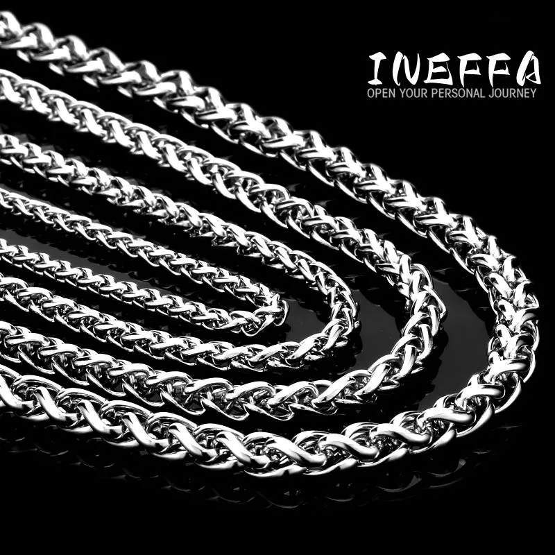 INEFFA Stainless Steel Collarbone Chain Men Fashionable Titanium Steel Personalized Keel Chain Necklaces for Men and Women Gifts