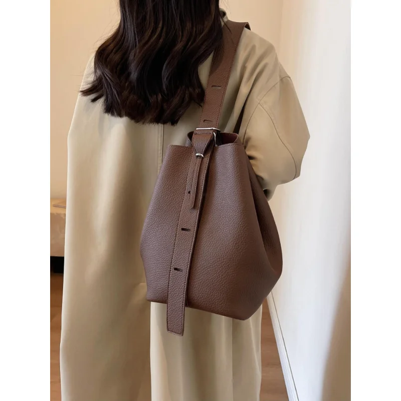 

Элегантная женская сумка-ведро, новинка 2026 года, повседневная и универсальная сумка через плечо