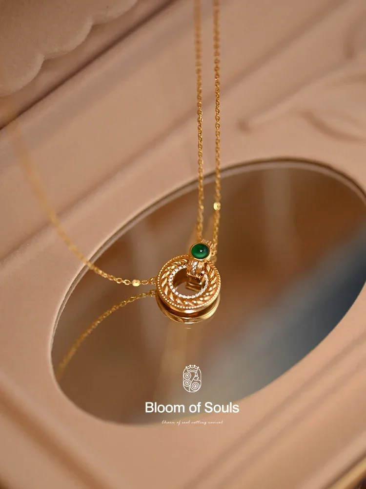 

”Matcha donut" original design S925 sterling silver green agate luxury retro twist French pendant necklace