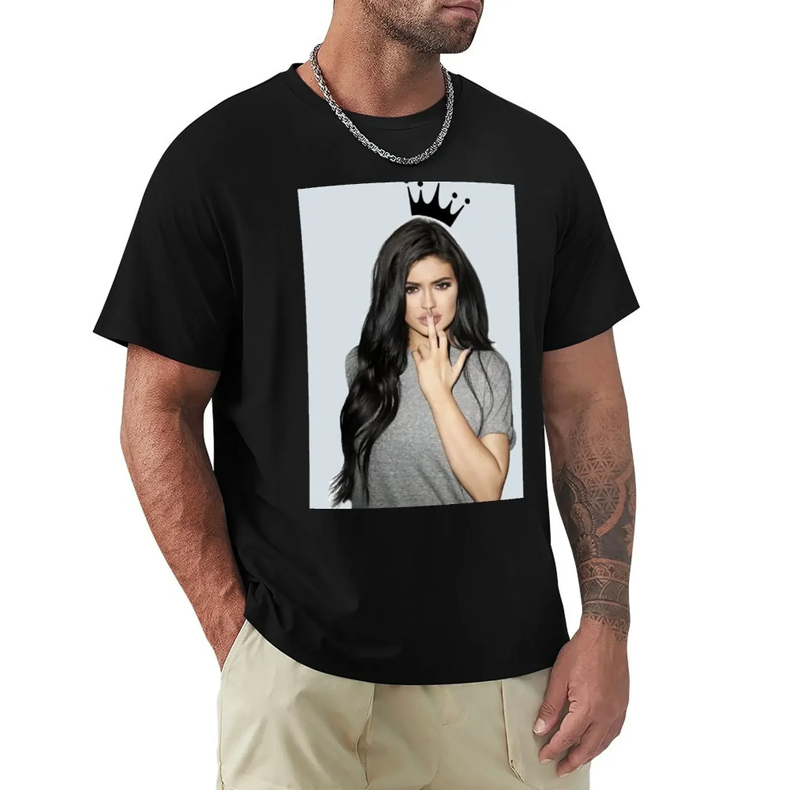 Kylie Jenner Flips Off T-Shirt new edition quick drying cute tops mens t shirt graphic