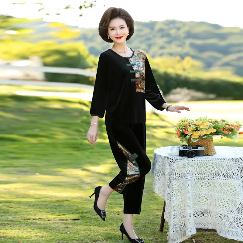 Large Size Casual Sets Spring Fall Middle Aged Mother Retro Gold Velvet Pants Two Piece Suit Women Velvet Conjunto Tracksuit