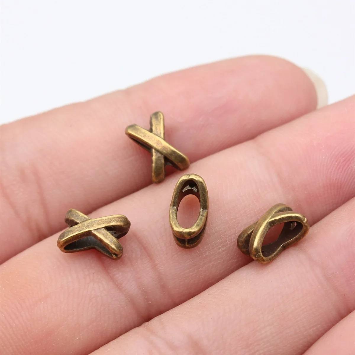 10pcs 6.4x5.6x9.9mm 4 Colors X Shape Big Hole Beads Jewelry Materials Supplies