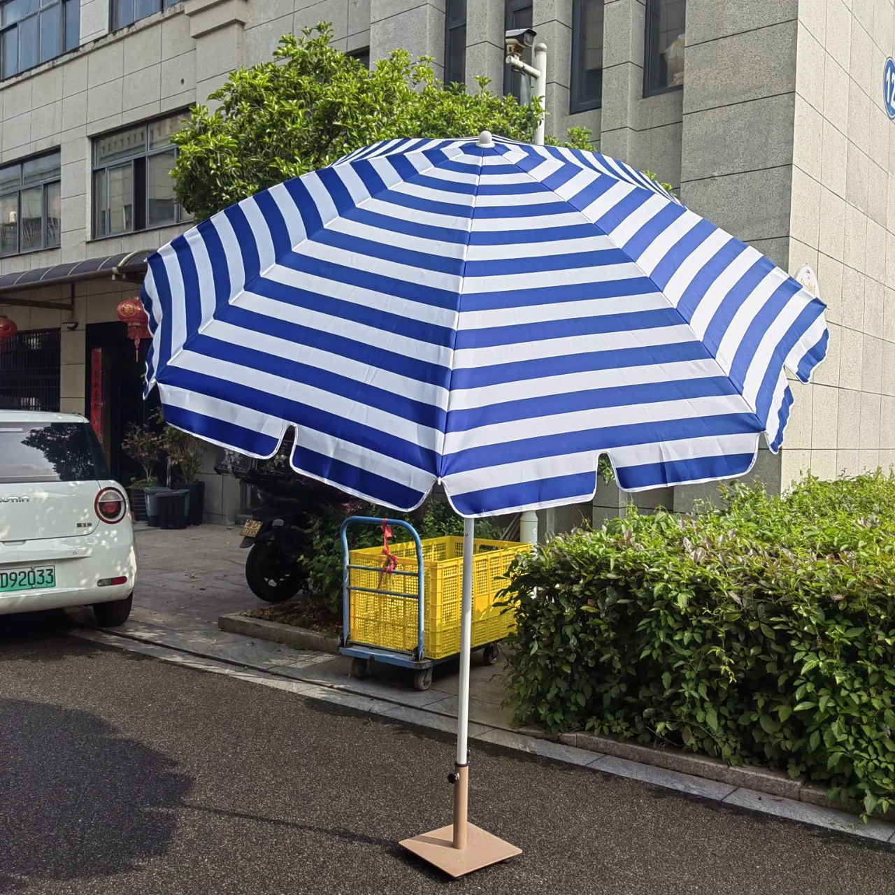Blue White Stripe Scalloped Edge Patio Parasol Outdoor Sun Shade Umbrella For Garden Poolside Cafe Backyard Decor Without Base