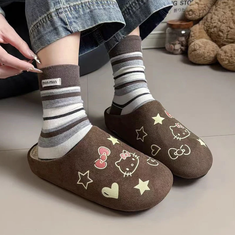 

Тапочки Hello Kitty для девочек, осенне-зимние, мультяшные, аниме, домашние, теплые, нескользящие, вентилируемые, удобные, в стиле Birkenstock