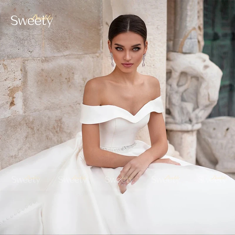 

Simplicit Wedding Dress Satin With Princess A-Line Ball Gown Boat Neck Sleeveless Bride Dress Lace Up Customized Robe De Mariee