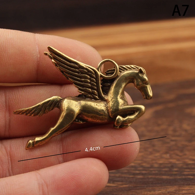 Figurines de cheval en laiton 2026 Nouvel An chinois Pendentif Cheval du Zodiaque Feng Shui Statue porte-bonheur Ornement de bureau à domicile Artisanat