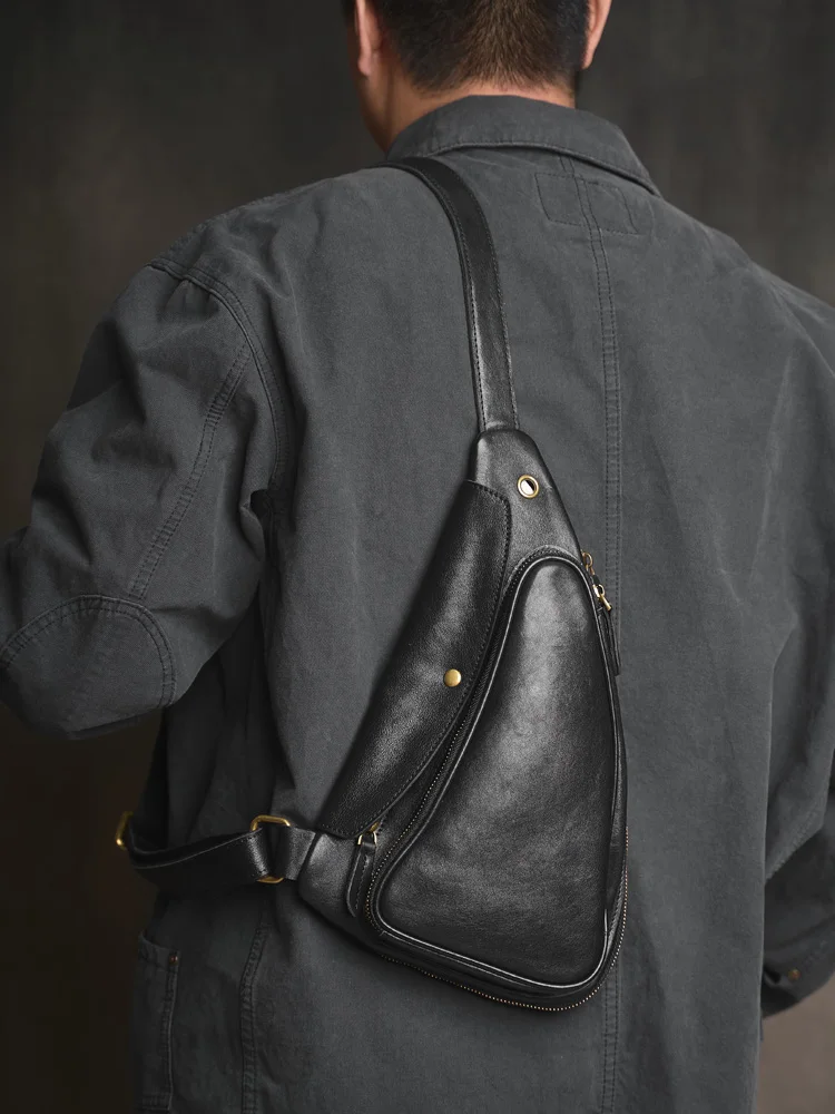NUPUGOO – Echte Leder-Vintage-Brusttasche für Herren, als Umhängetasche oder Schultertasche tragbar, hochwertiges Leder, multifunktionaler Reißverschluss für 9,7-Zoll-Geräte. – Detail 24