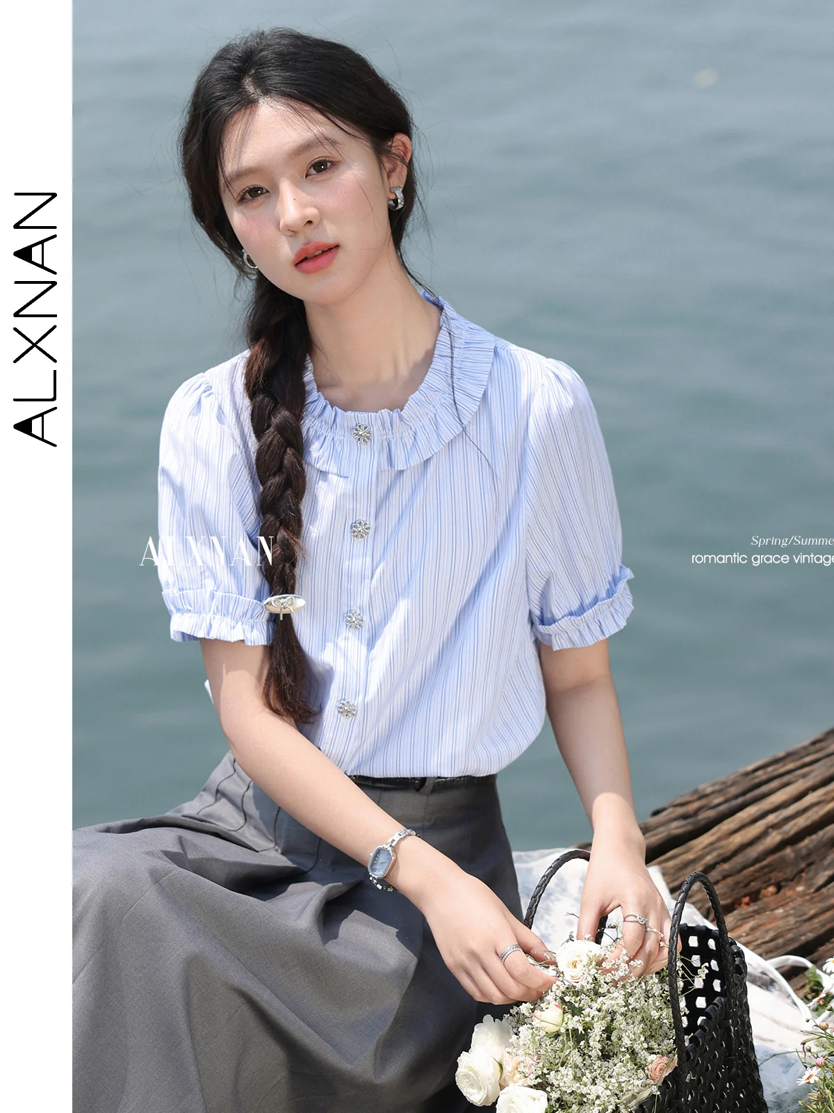 

ALXNAN Women's Blue Striped Shirt Elegant Round Collar Puff Sleeve Casual Blouses 2025 Summer Short Sleeve Tops Ladies L55539