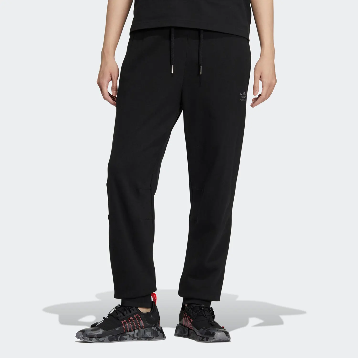 

Оригинальные мужские трикотажные спортивные повседневные брюки Adidas Three Stripes IC8166